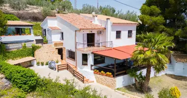 Villa 4 bedrooms with Air conditioner, with Terrace, with Central heating in Benimantell, Spain