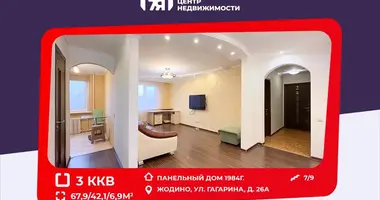 Apartamento 3 habitaciones en Zhodino, Bielorrusia