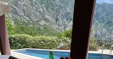 4 bedroom apartment in Donji Orahovac, Montenegro