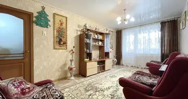 Apartamento 3 habitaciones en Zareccia, Bielorrusia