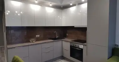 Apartamento 3 habitaciones en Minsk, Bielorrusia