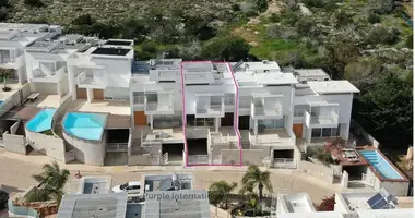 Villa 3 bedrooms in Paralimni, Cyprus