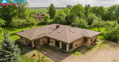 Casa en Miriniskiai, Lituania