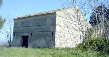 Casa 11 habitaciones en Terni, Italia