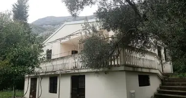 Casa 4 habitaciones en Zankovici, Montenegro