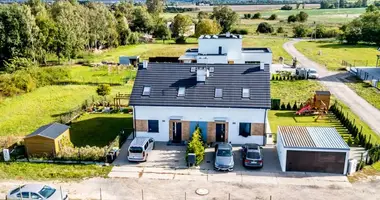 House in Glinka Duchowna, Poland