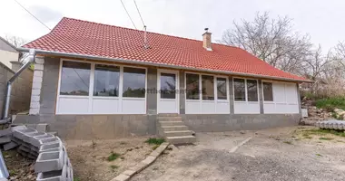 2 room house in Pecsi jaras, Hungary