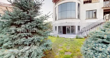 Casa grande 8 habitaciones en Ereván, Armenia