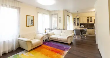 4 room apartment in Budapest, Hungary