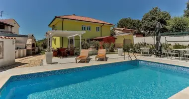 Hotel 325 m² in Grad Pula, Croatia