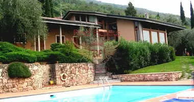 Villa 5 chambres dans Torri del Benaco, Italie