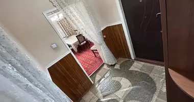 Квартира 3 комнаты в Мирзо Улугбек, Узбекистан
