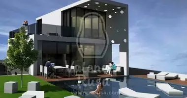 Villa 4 bedrooms in Finestrat, Spain