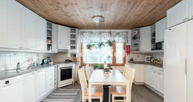 1 bedroom house in Maentsaelae, Finland