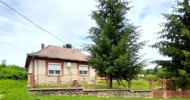 2 room house in Mernye, Hungary