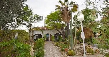 Villa  con Terraza, con Sistema de alarma, con Chimenea en San Vicente del Raspeig, España