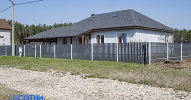 Dom wolnostojący w Kalodziscanski selski Savet, Białoruś
