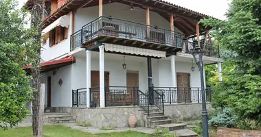 Casa de campo 6 habitaciones en Neos Panteleimonas, Grecia