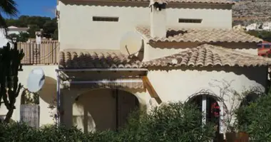 Villa  mit Badezimmer, mit öffentliches Badöffentliches Bad, mit Energieausweis in el Poble Nou de Benitatxell Benitachell, Spanien