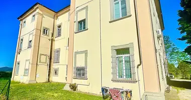 Apartamento en Livorno, Italia