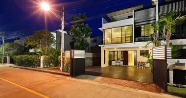 Reihenhaus 3 zimmer mit Doppelt verglaste Fenster, mit Möbliert, mit Klimaanlage in Phuket, Thailand