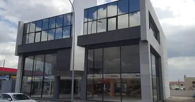 Nieruchomości inwestycyjne 1 340 m² w Strovolos, Cypr