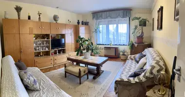 Дом 4 комнаты в Балатонсарсо, Венгрия