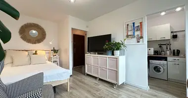 Wohnung 1 zimmer in Warschau, Polen