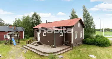Casa 5 habitaciones en Pyhaejoki, Finlandia