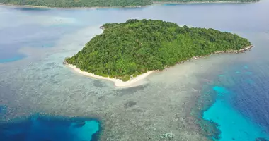 Plot of land in Kepulauan Anambas, Indonesia
