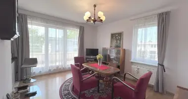 Wohnung 3 zimmer in Warschau, Polen