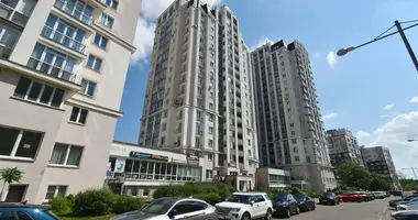 Apartamento 5 habitaciones en Minsk, Bielorrusia