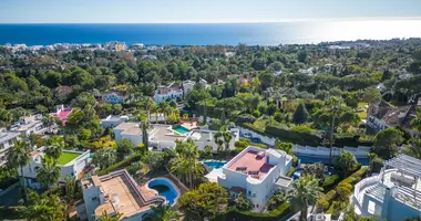 4 bedroom house in Malaga, Spain