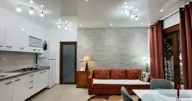 Apartamento 5 habitaciones en Tivat, Montenegro