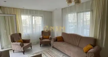 Apartamento 2 habitaciones con la piscina, con sauna, con  gimnasio en Mahmutlar, Turquía