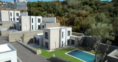 Villa 5 habitaciones con Aire acondicionado, con Vistas al mar, con estacionamiento en Derekoey, Turquía