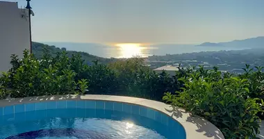 Villa 5 Zimmer mit Meerblick, mit Schwimmbad, mit Meblirovannaya in Alanya, Türkei