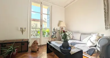 Квартира 2 комнаты в Ницца, Франция