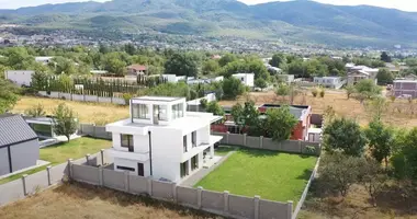 Villa 4 bedrooms with Central heating, with Yes, with Yes in Georgia