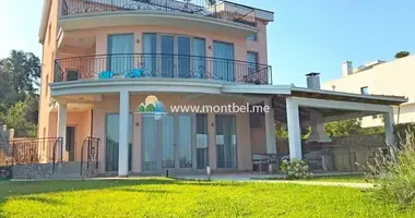 Villa 5 bedrooms with parking, with Furnitured, with Air conditioner in Kunje, Montenegro