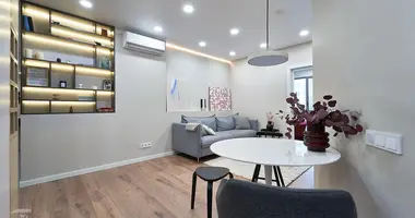 Apartamento 3 habitaciones en Minsk, Bielorrusia