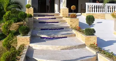 Hotel in Ormos Panagias, Griechenland