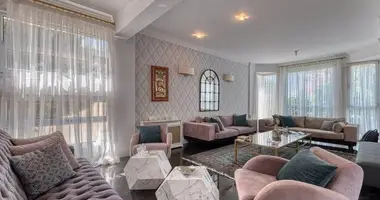Haus 4 Schlafzimmer in Larnaka, Zypern