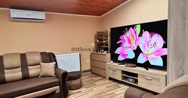 2 room house in Tiszaoers, Hungary