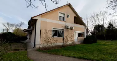 Casa 8 habitaciones en Szatymaz, Hungría