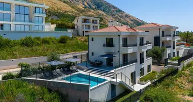 5-Schlafzimmer-Villa in Katun Rezevici, Montenegro