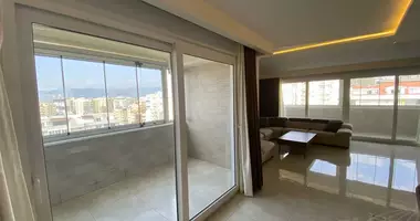 Casa 4 habitaciones con balcón, con ascensor, con junto al mar en Alanya, Turquía