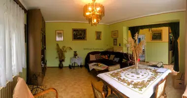 Дом 4 комнаты в Эрд, Венгрия