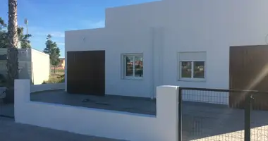 Reihenhaus  mit Klimaanlage, mit Terrasse, mit Garten in Los Alcazares, Spanien