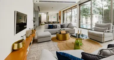 Villa 4 chambres avec Fenêtres double vitrage, avec Meublesd, avec Climatiseur dans Phuket, Thaïlande